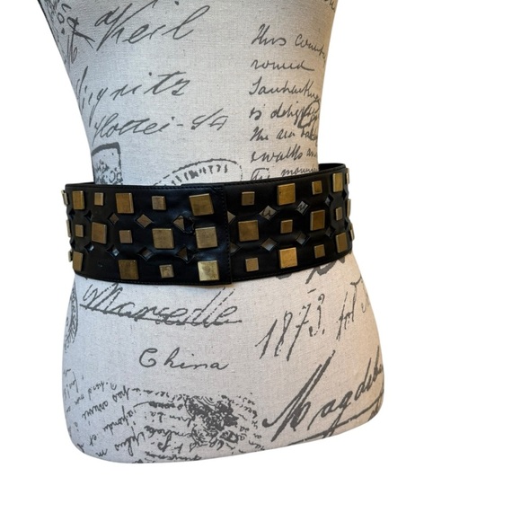Armani Exchange Black and Gold Geometric Belt - Picture 3 of 8